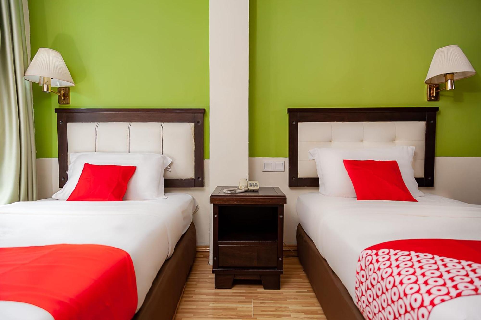 Super Oyo 90055 Mansion Inn Sibu Buitenkant foto