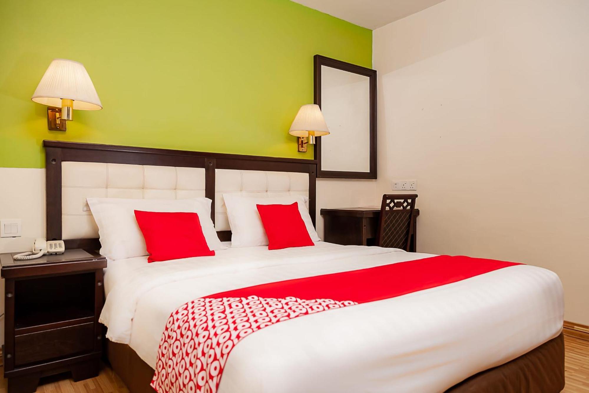 Super Oyo 90055 Mansion Inn Sibu Buitenkant foto