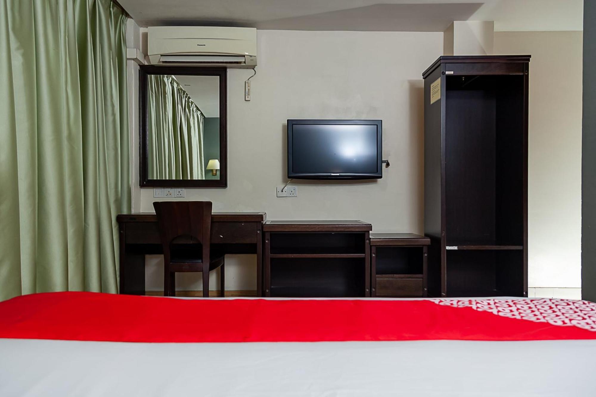 Super Oyo 90055 Mansion Inn Sibu Buitenkant foto